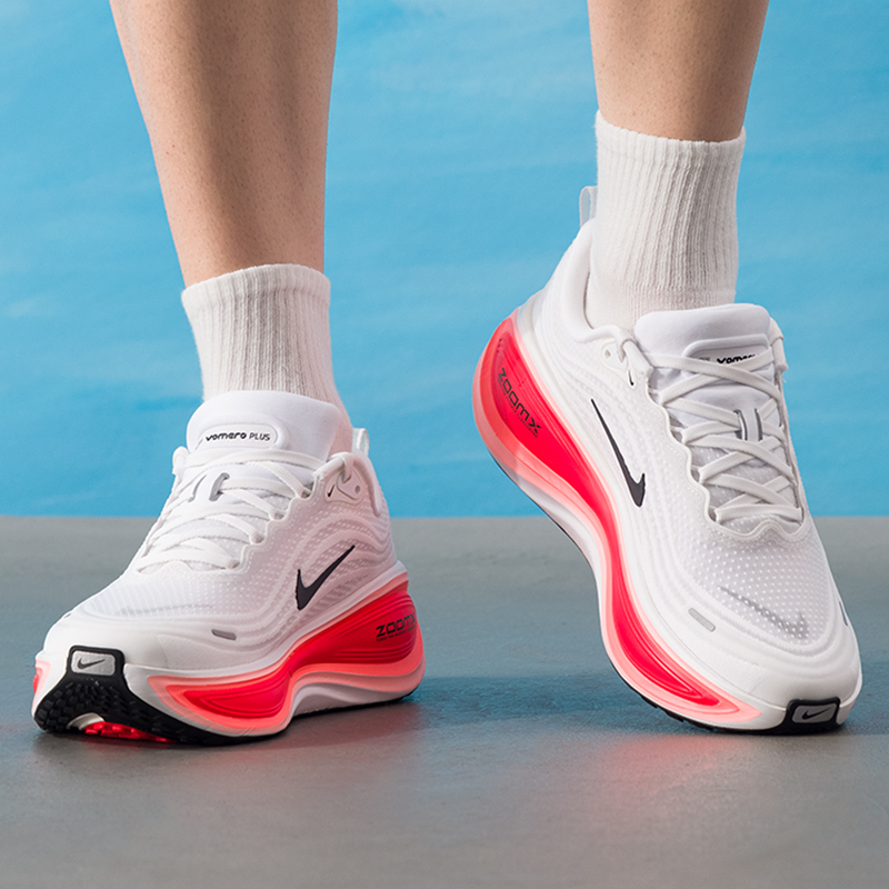 Men Shoes Size Nike - Tênis esportivos masculinos Nike Vomero Plus